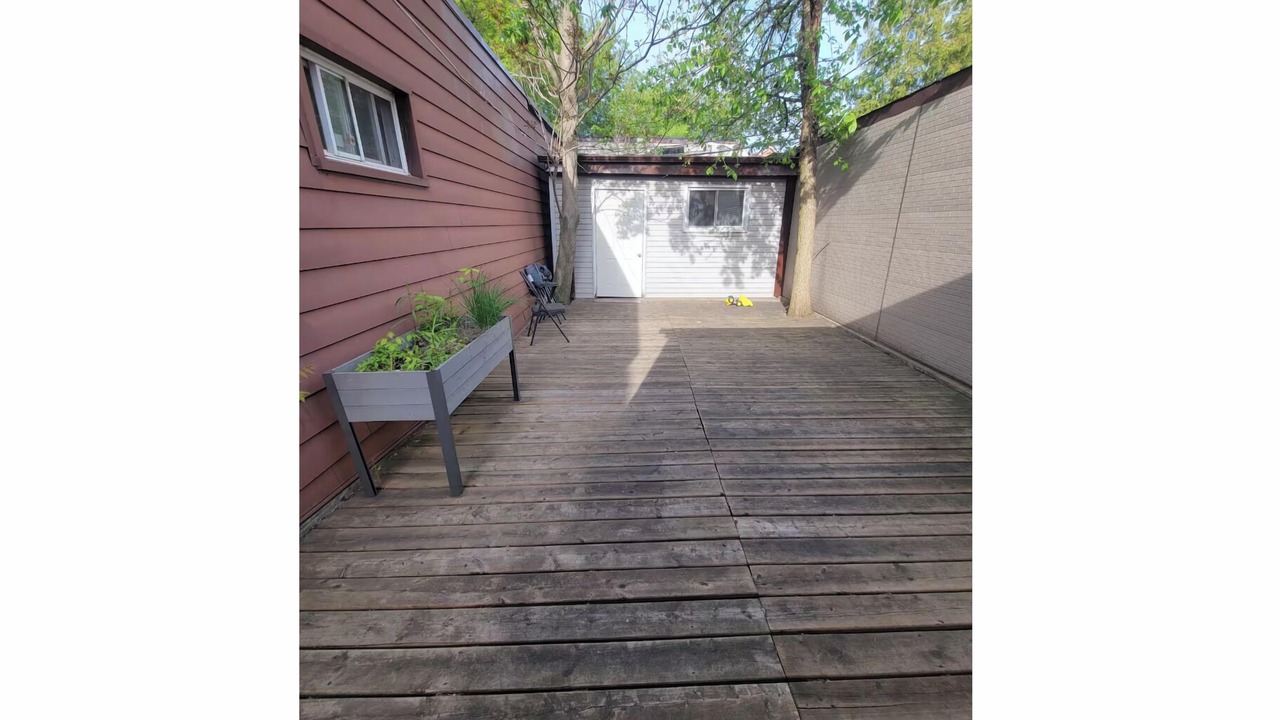 Photo of Patio Balcony in Dovercourt Park