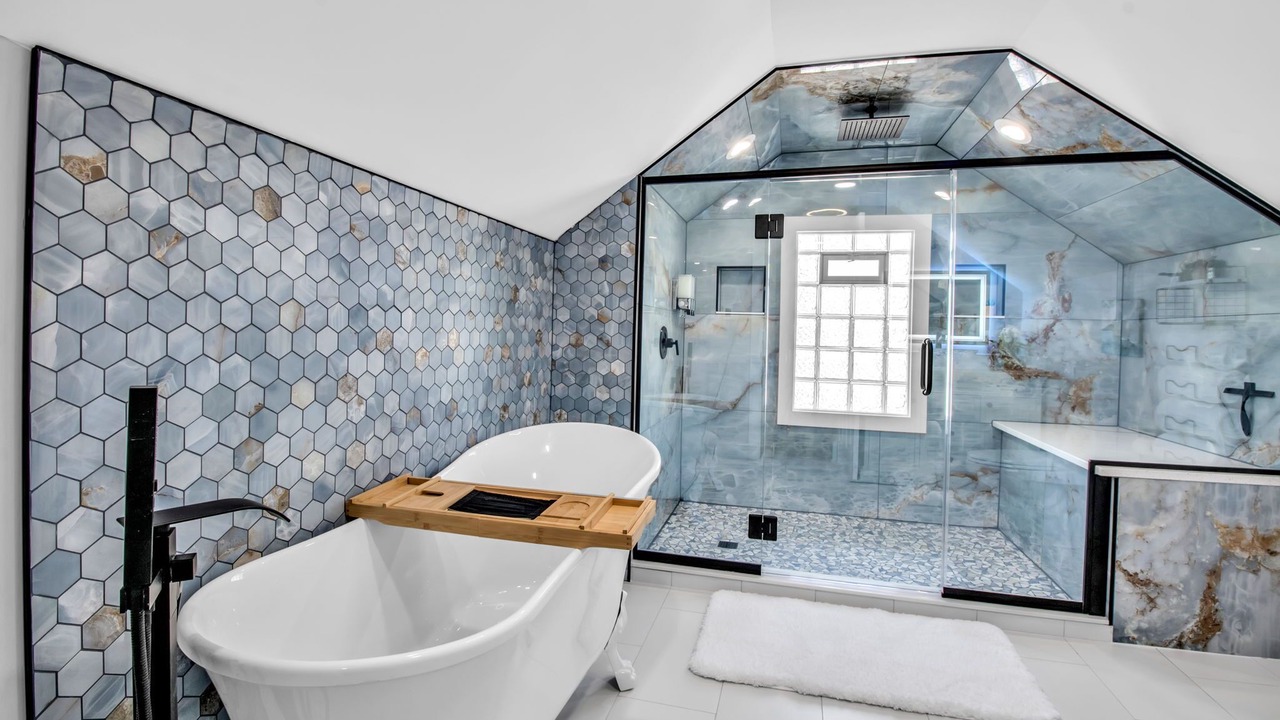 Photo of Bathroom in Kenmore