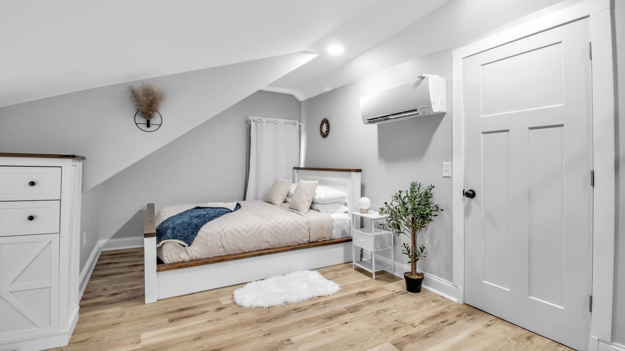 Photo of Bedroom in Kenmore