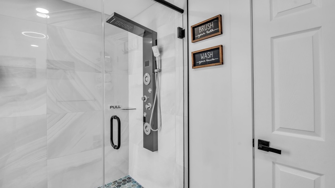 Photo of Bathroom in Kenmore