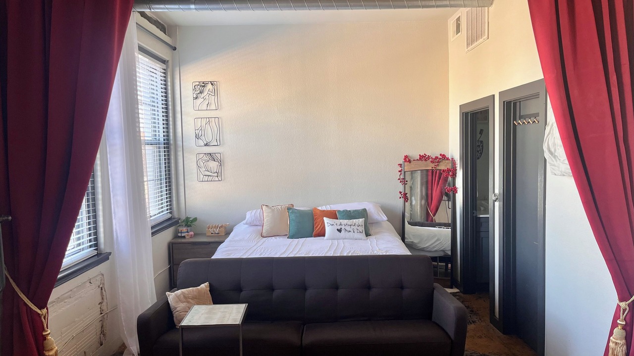 Photo of Bedroom in Uptown