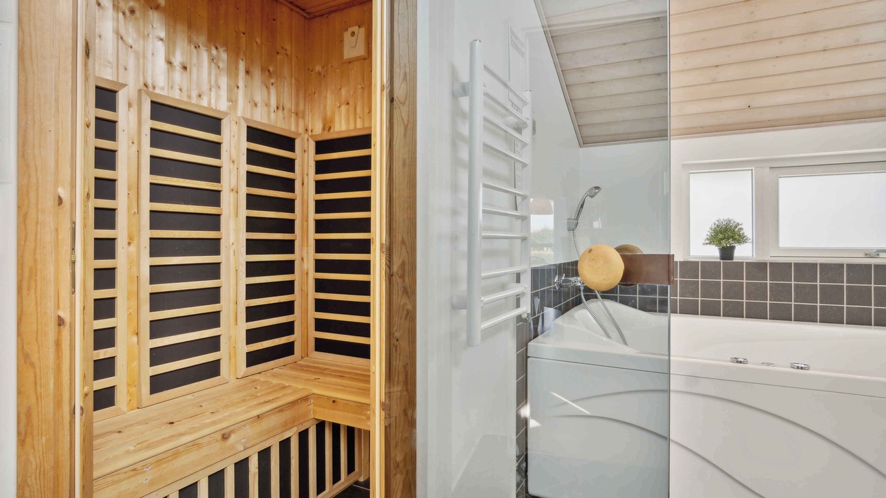 Photo of Others in Flovt Strand