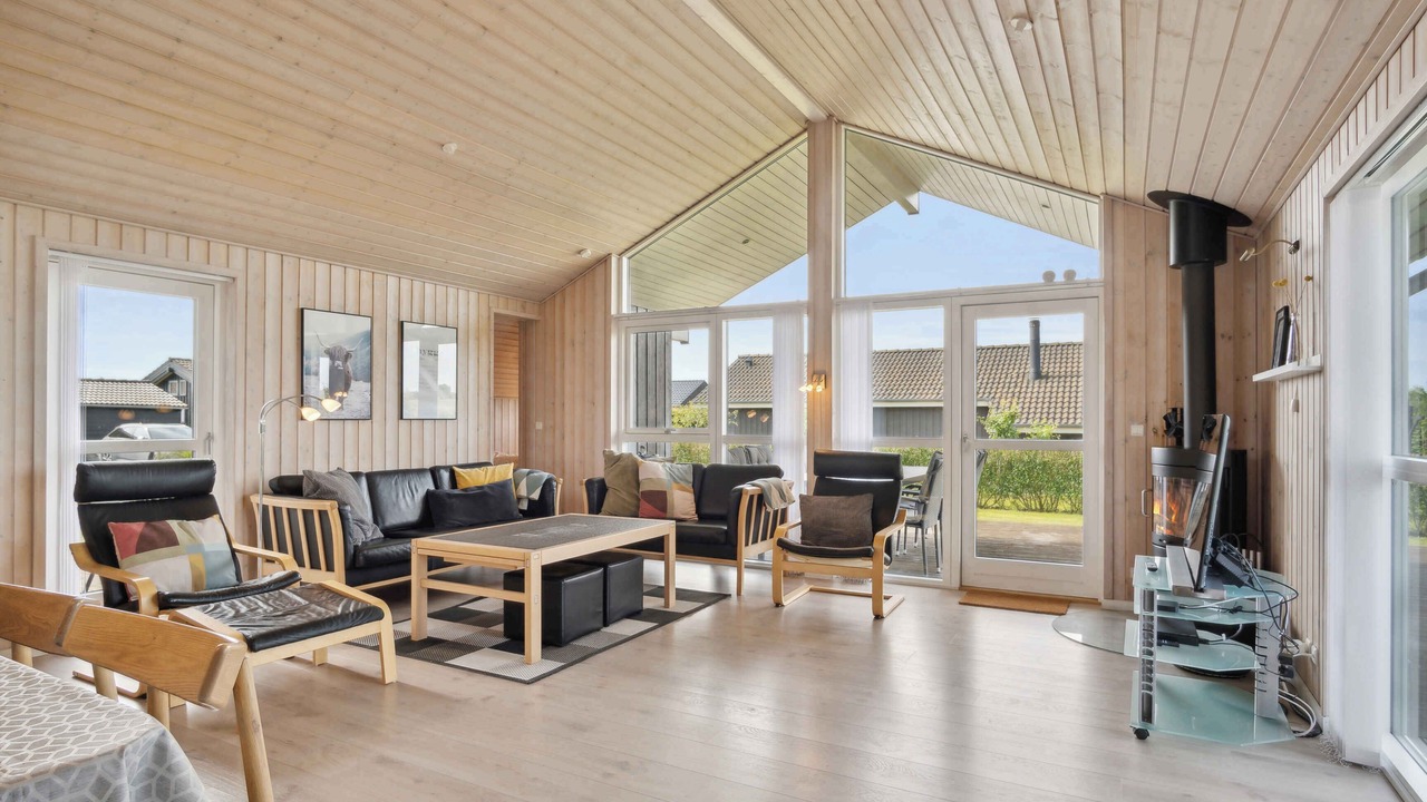 Photo of Others in Flovt Strand