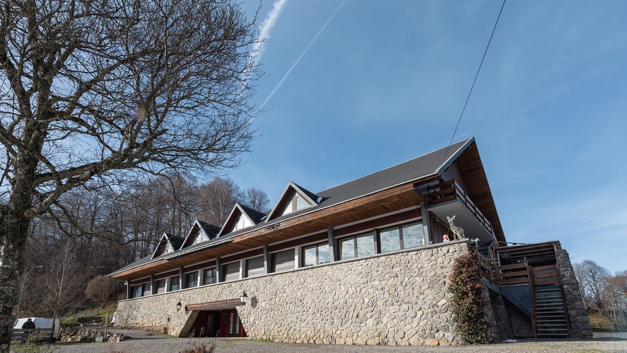 Photo of Outdoor in Campan