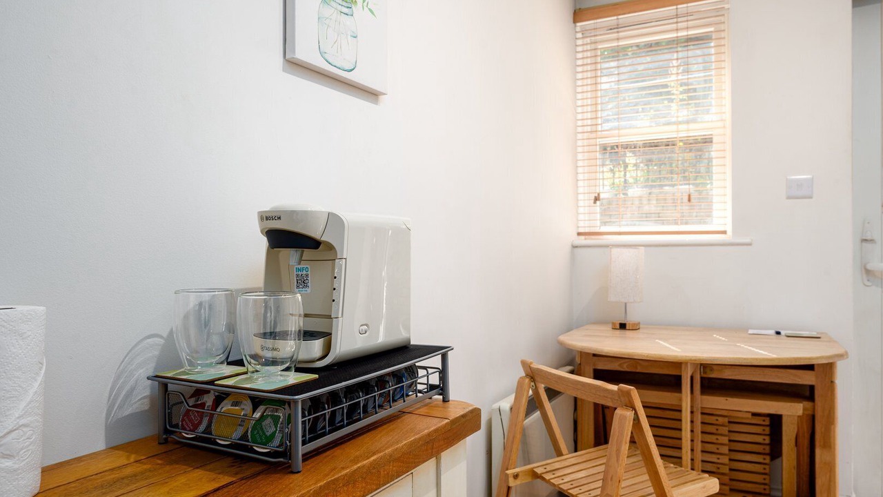 Photo of Others in Kilburn