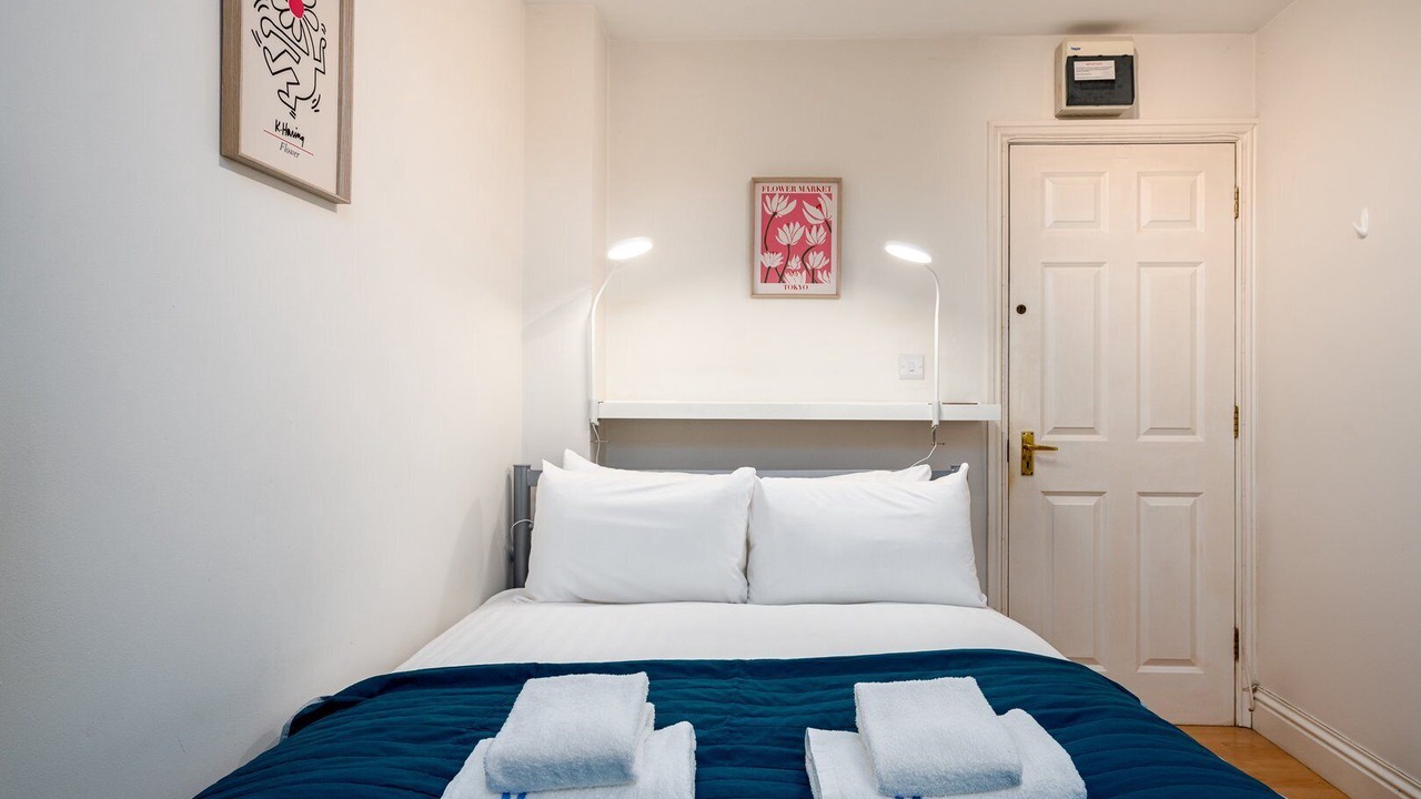 Photo of Bedroom in Kilburn