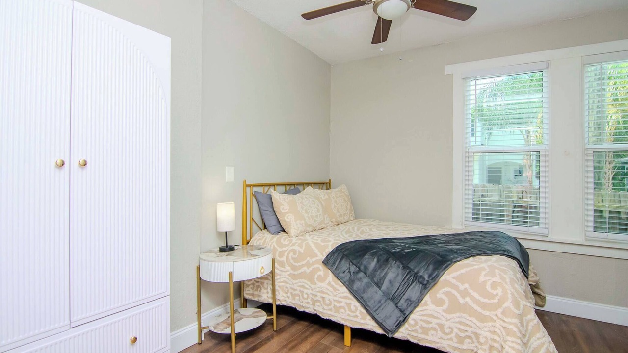 Photo of Bedroom in Tampa Heights