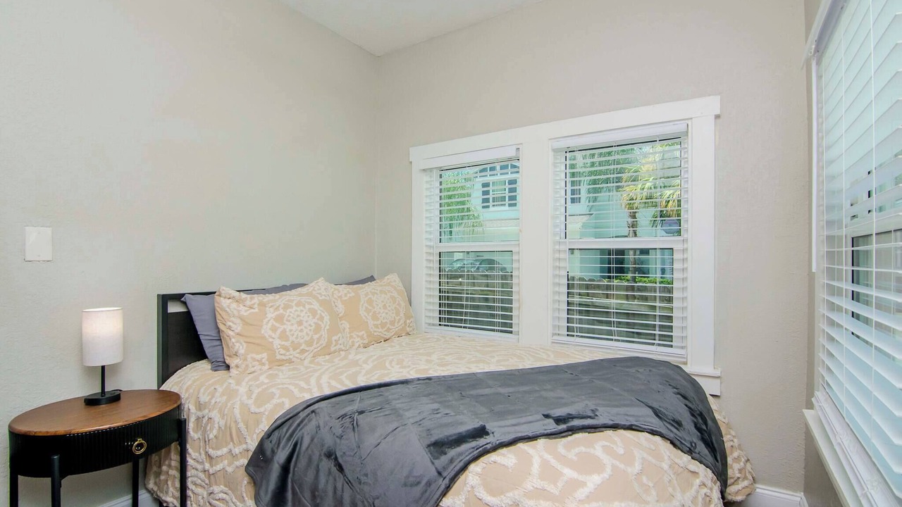 Photo of Bedroom in Tampa Heights