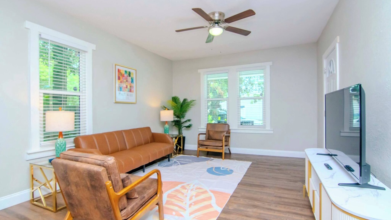 Photo of Livingroom in Riverside Heights