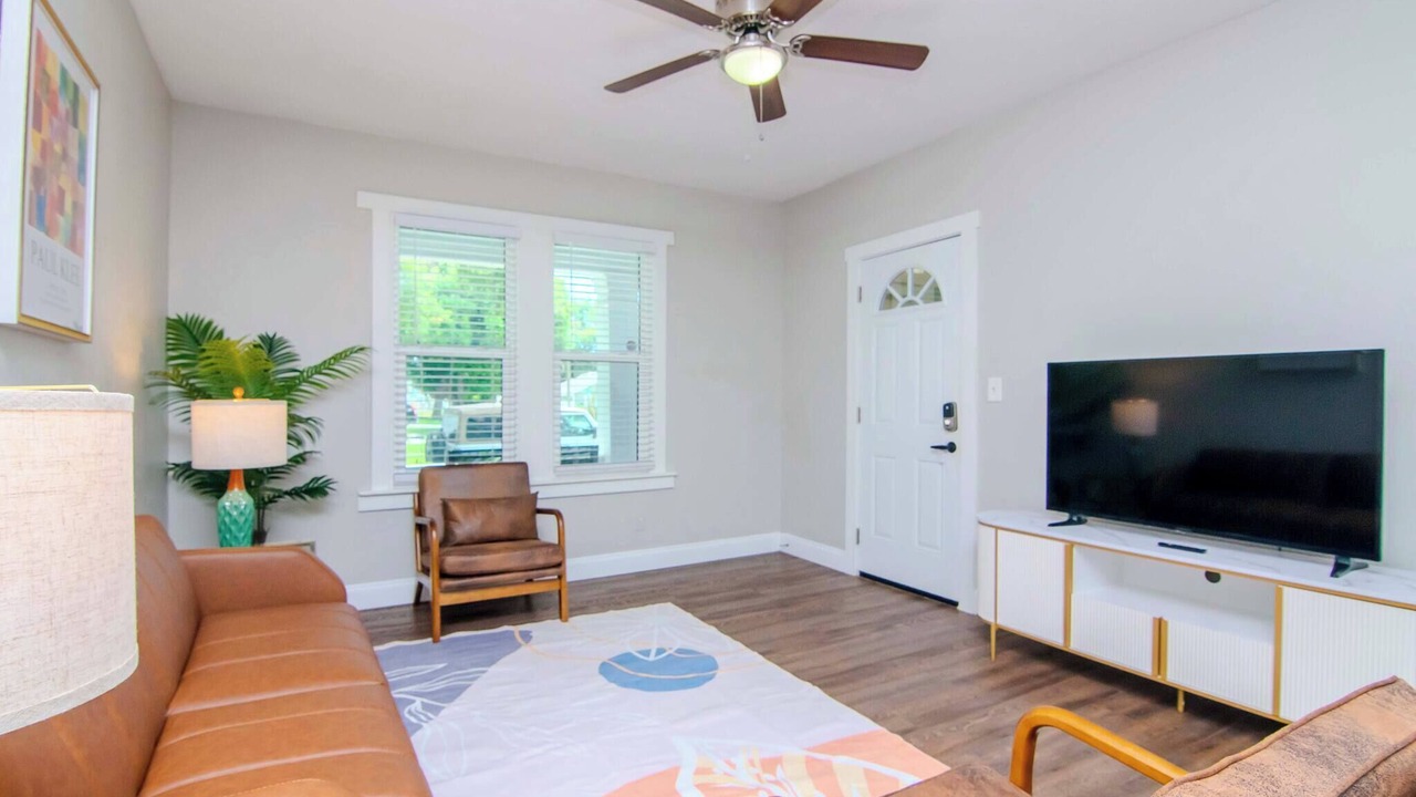 Photo of Livingroom in Riverside Heights