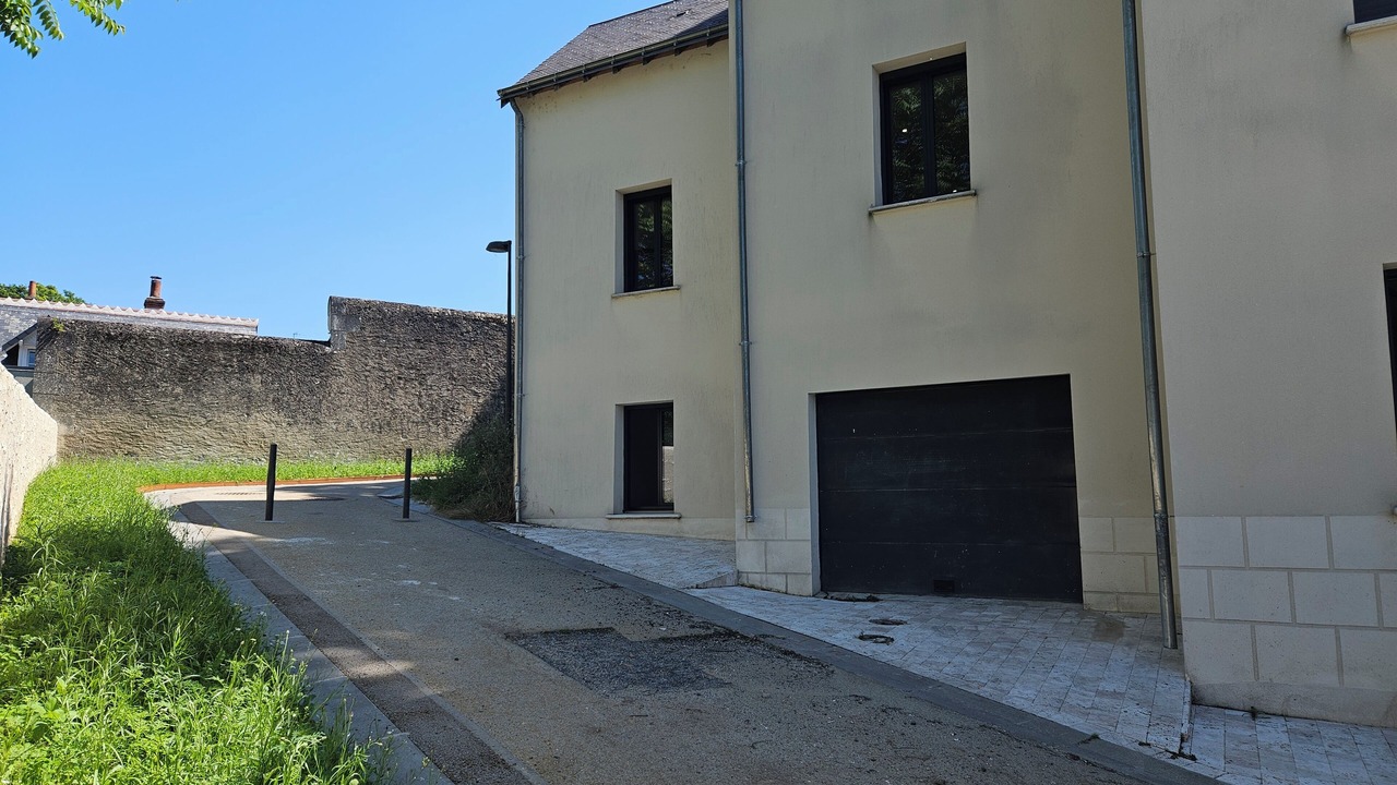 Photo of Outdoor in Tours