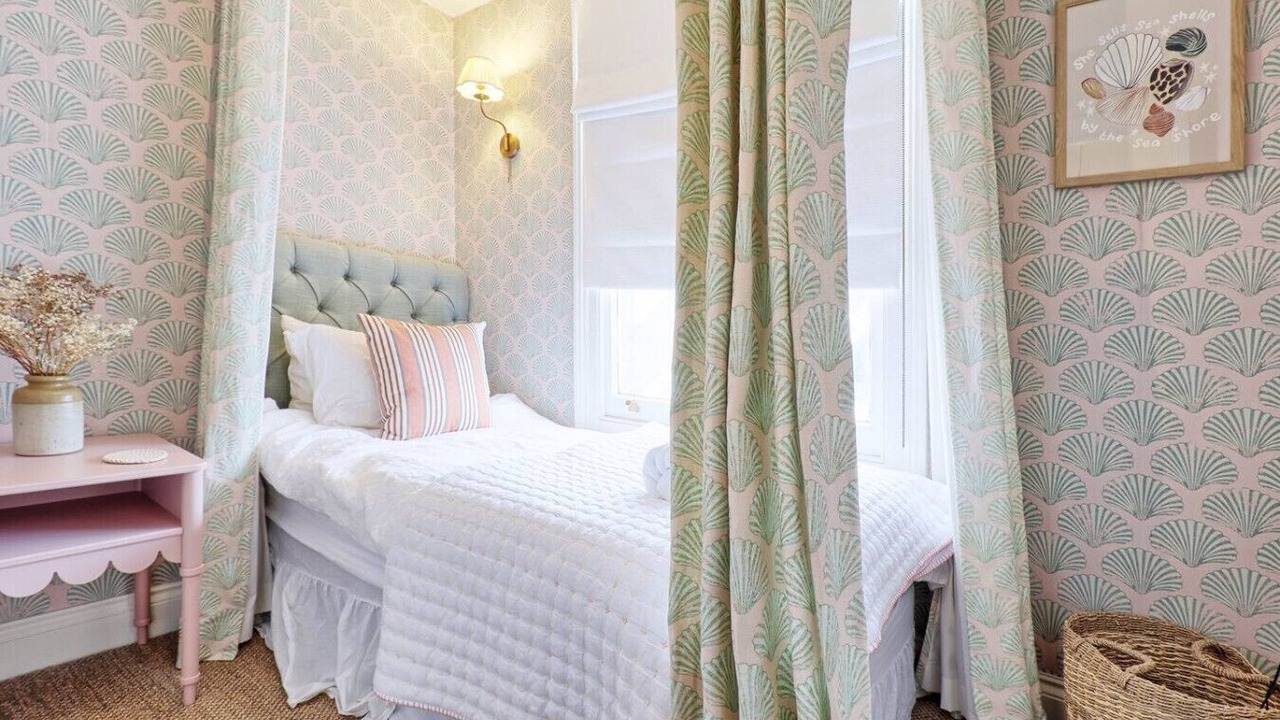 Photo of Others in Leigh-on-Sea