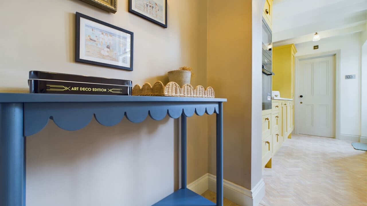 Photo of Livingroom in Leigh-on-Sea