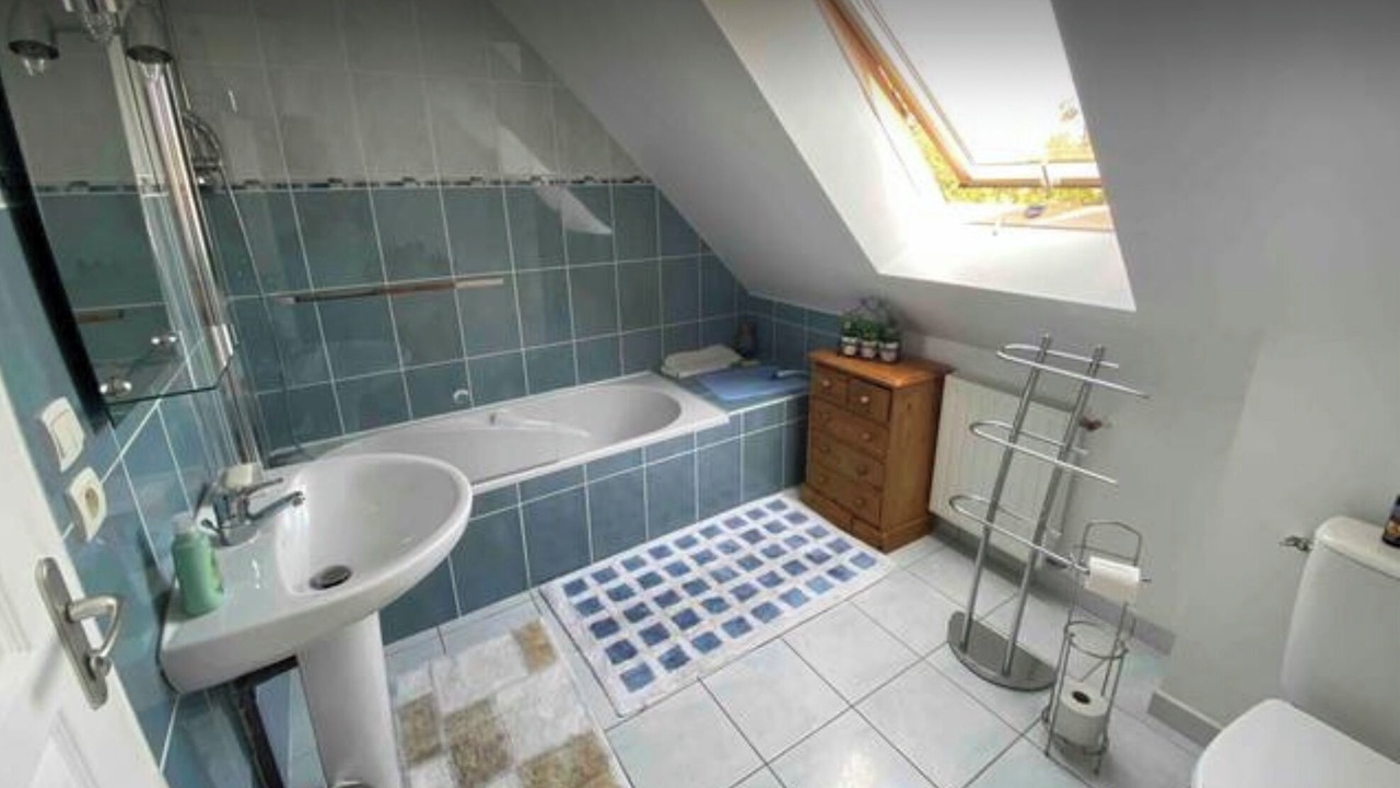 Photo of Bathroom in Pleherel-Plage-Vieux-Bourg