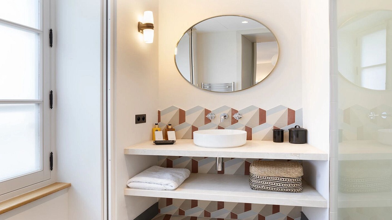 Photo of Bathroom in Quinze-Vingts