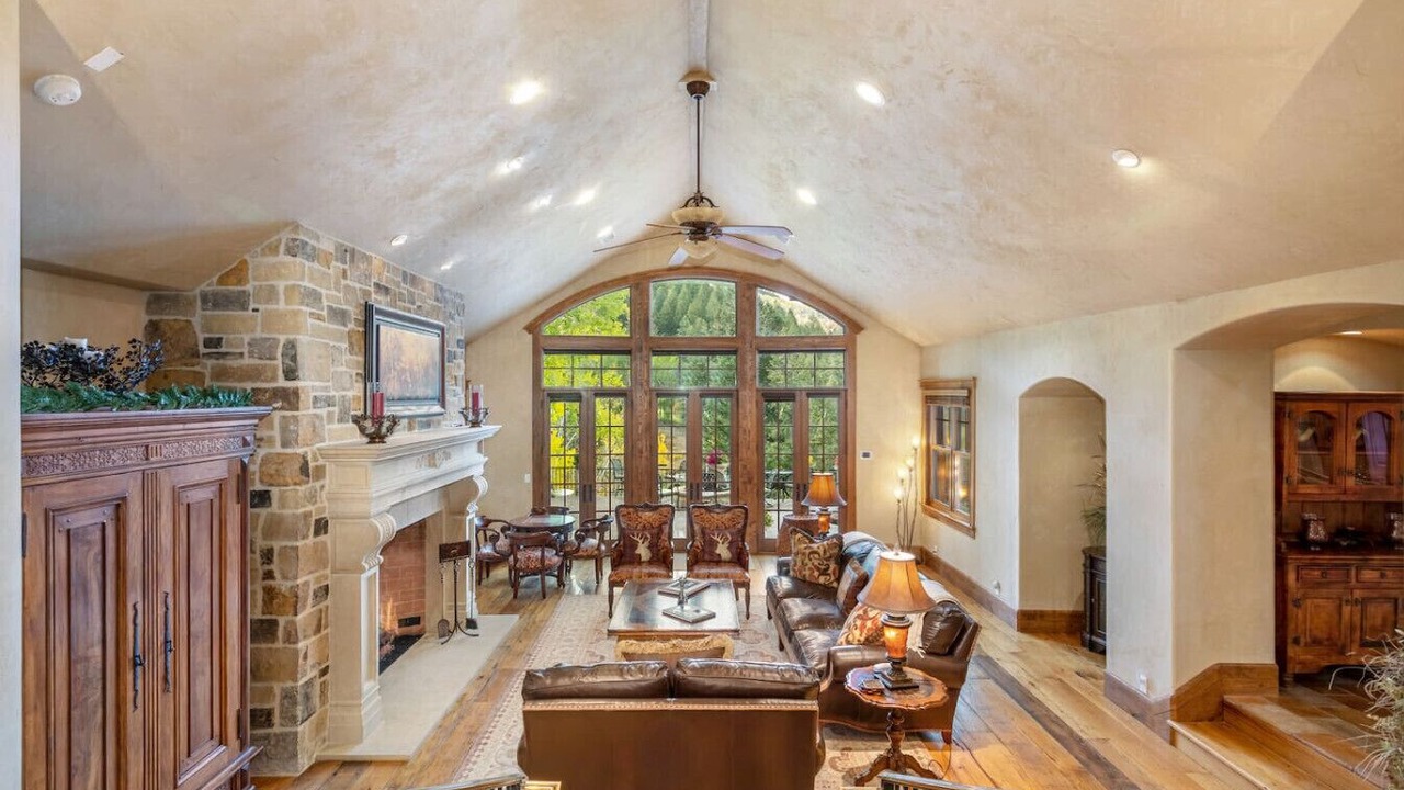Photo of Livingroom in Eagle-Vail