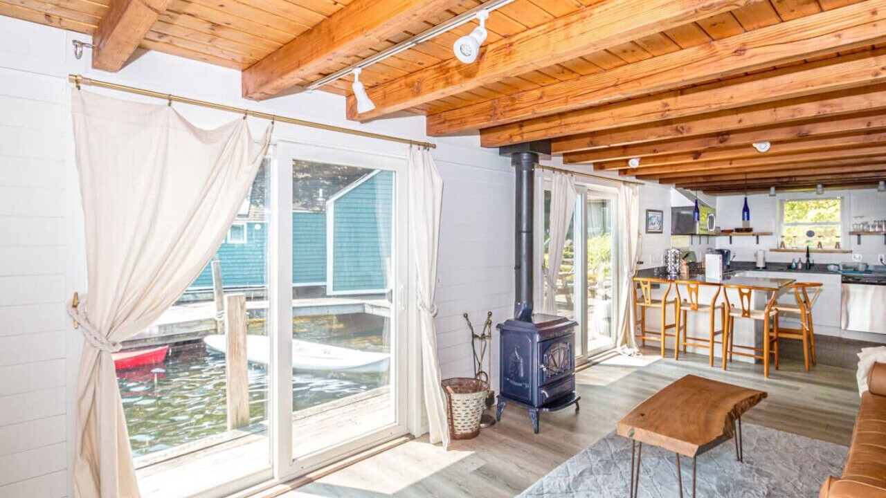 Photo of Livingroom in Newbury