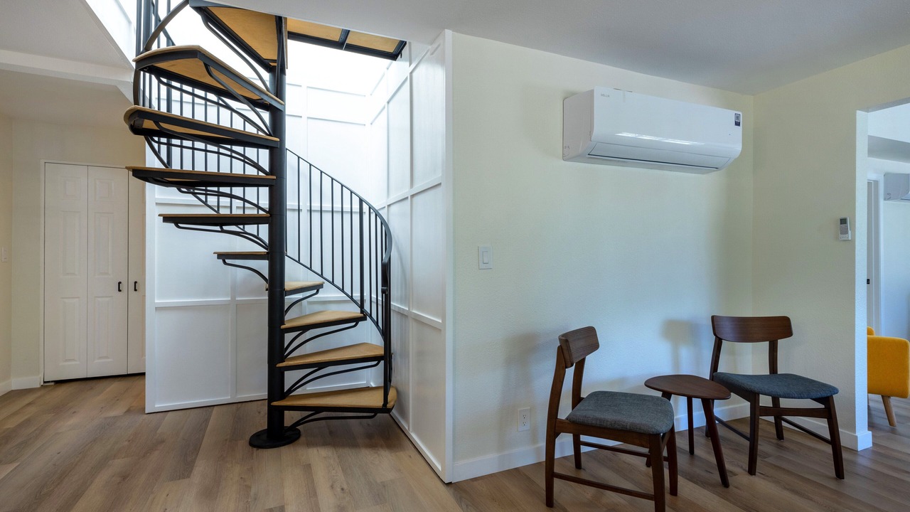 Photo of Others in Lyle