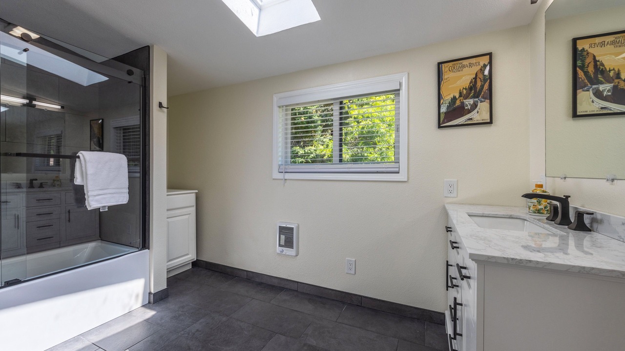 Photo of Bathroom in Lyle