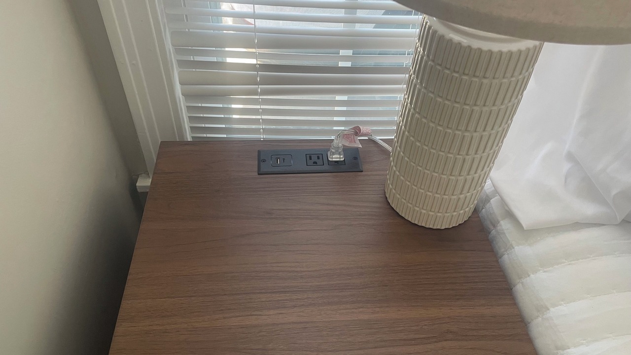 Photo of Bedroom in Sayles Blvd. Area