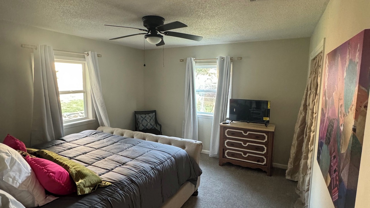 Photo of Bedroom in Van Buren