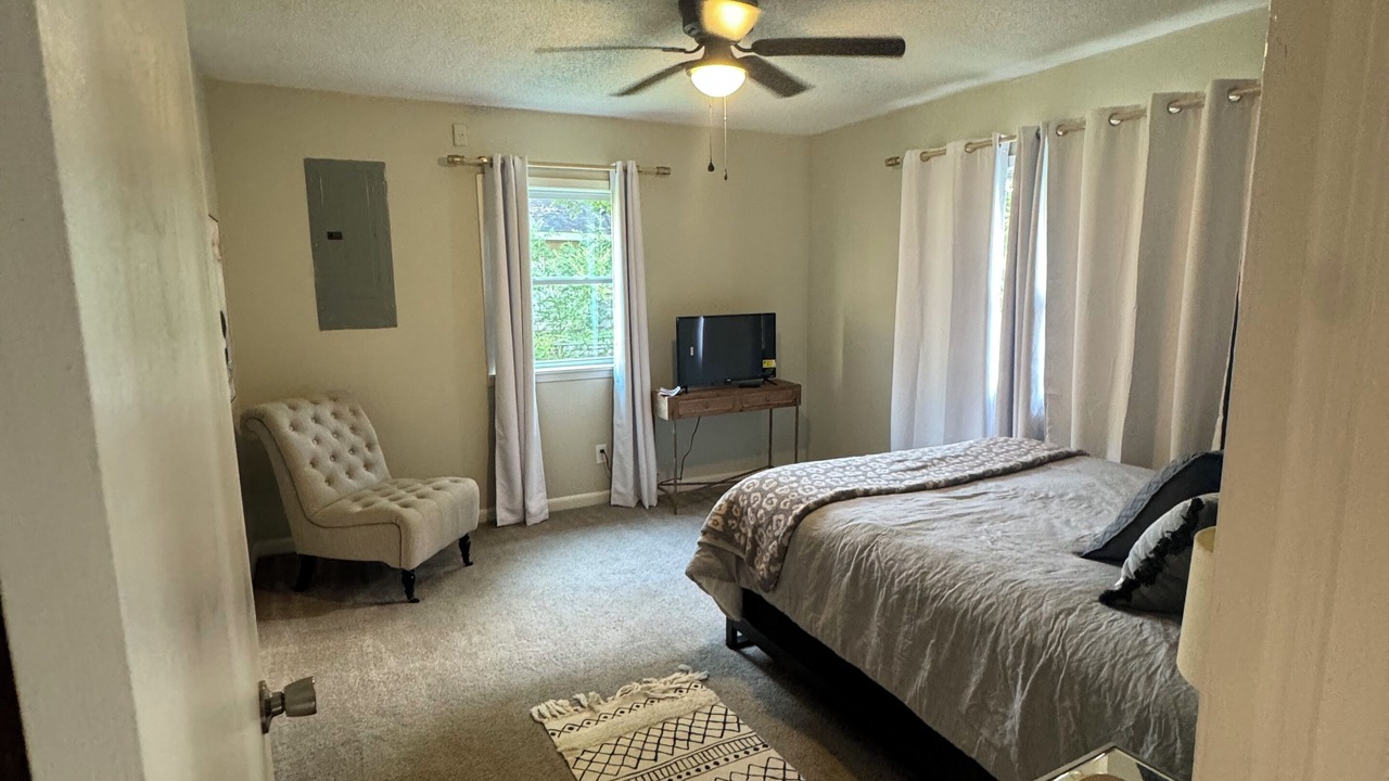Photo of Bedroom in Van Buren
