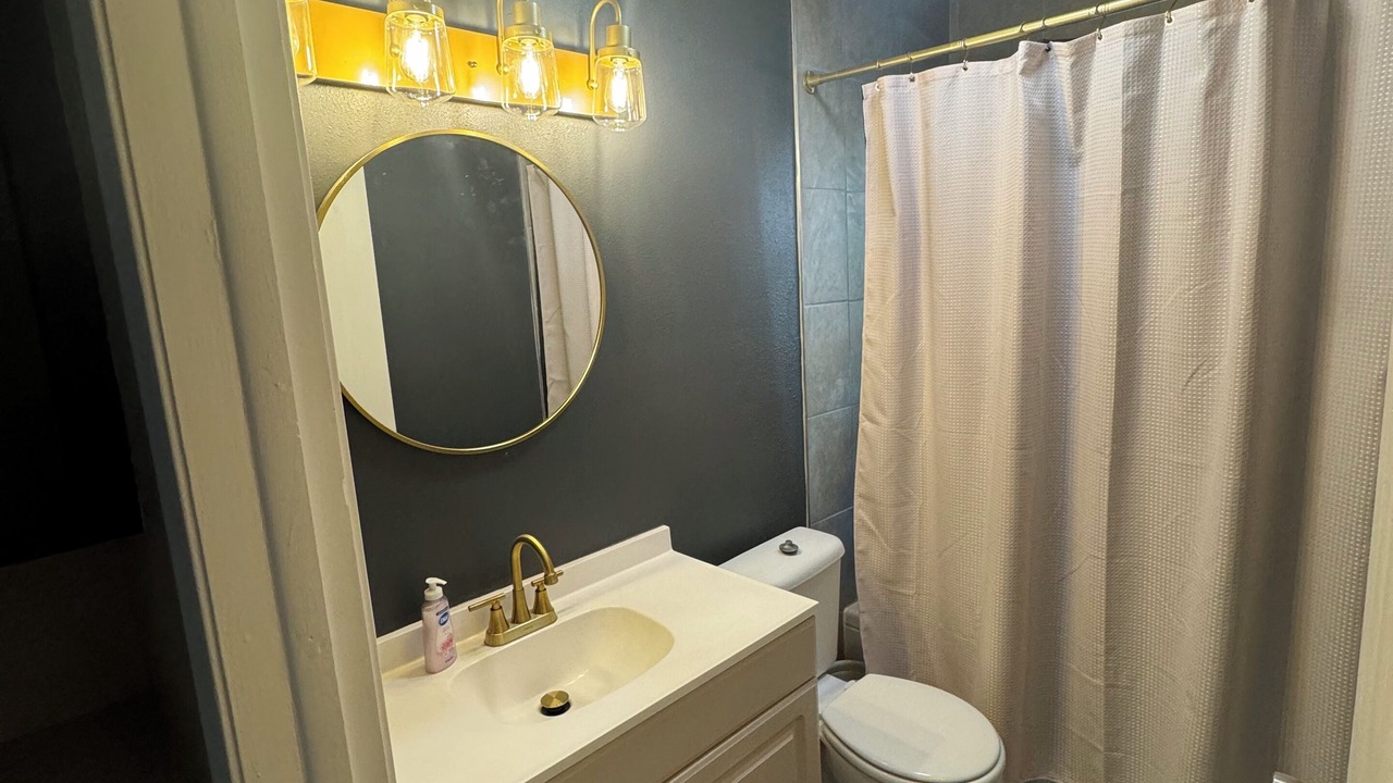 Photo of Bathroom in Van Buren