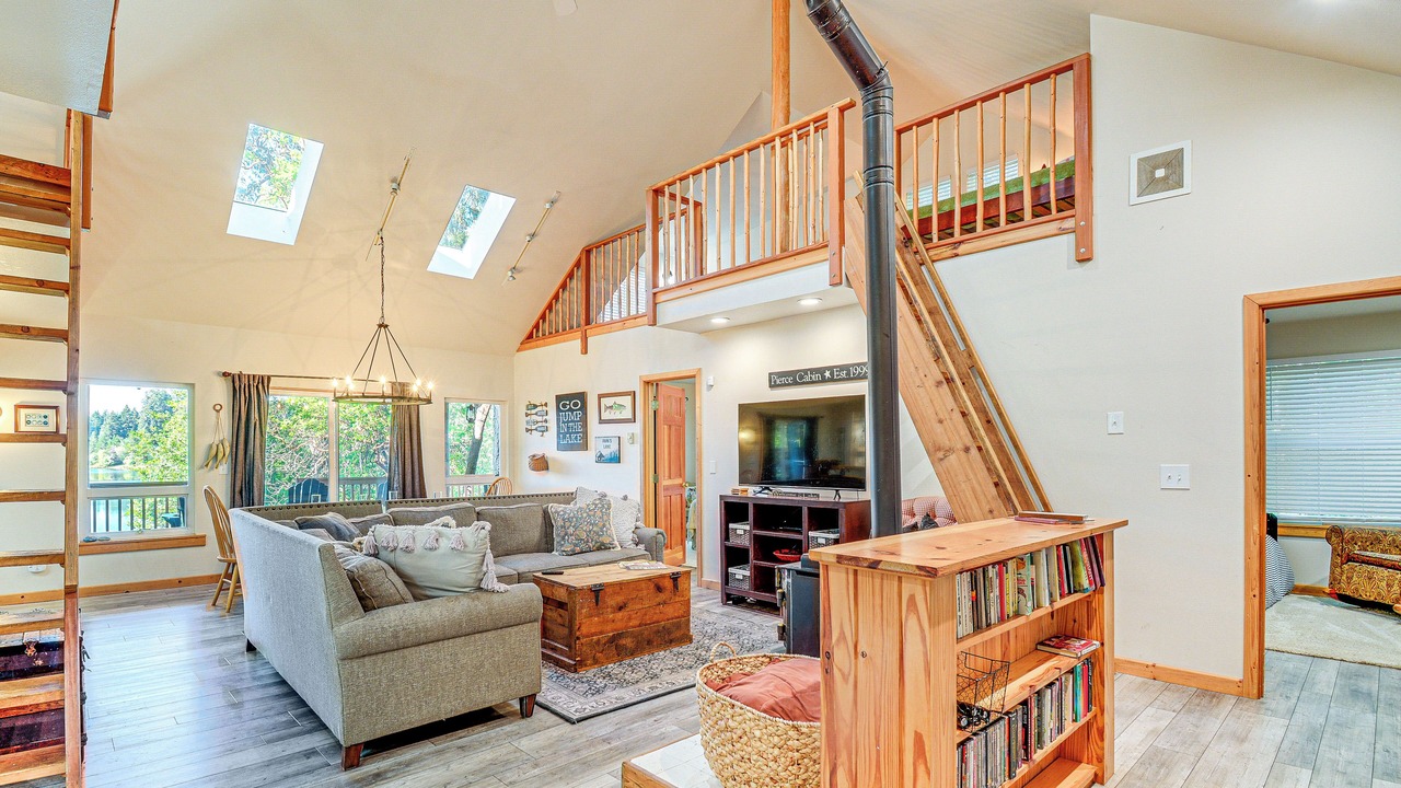 Photo of Livingroom in Burley