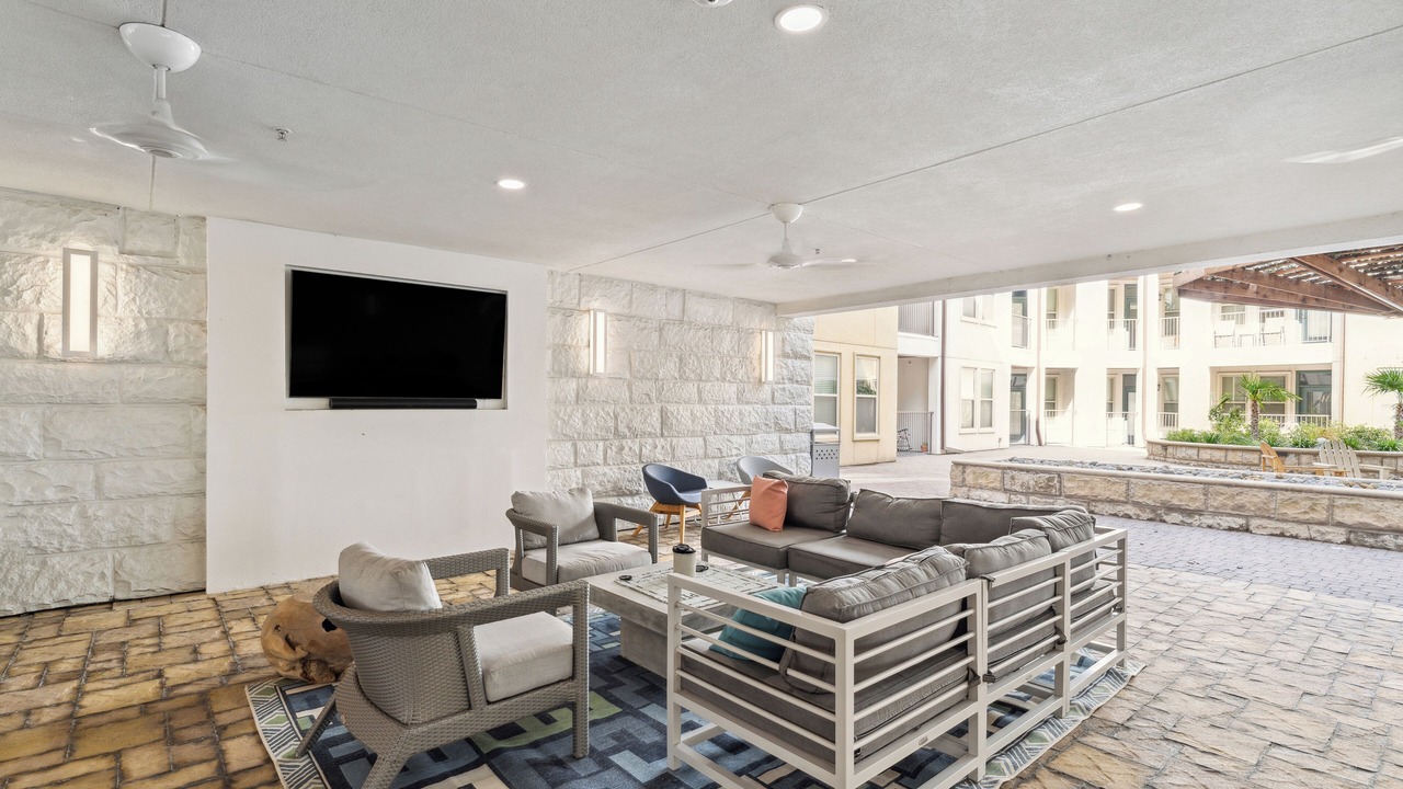 Photo of Patio Balcony in Cityplace