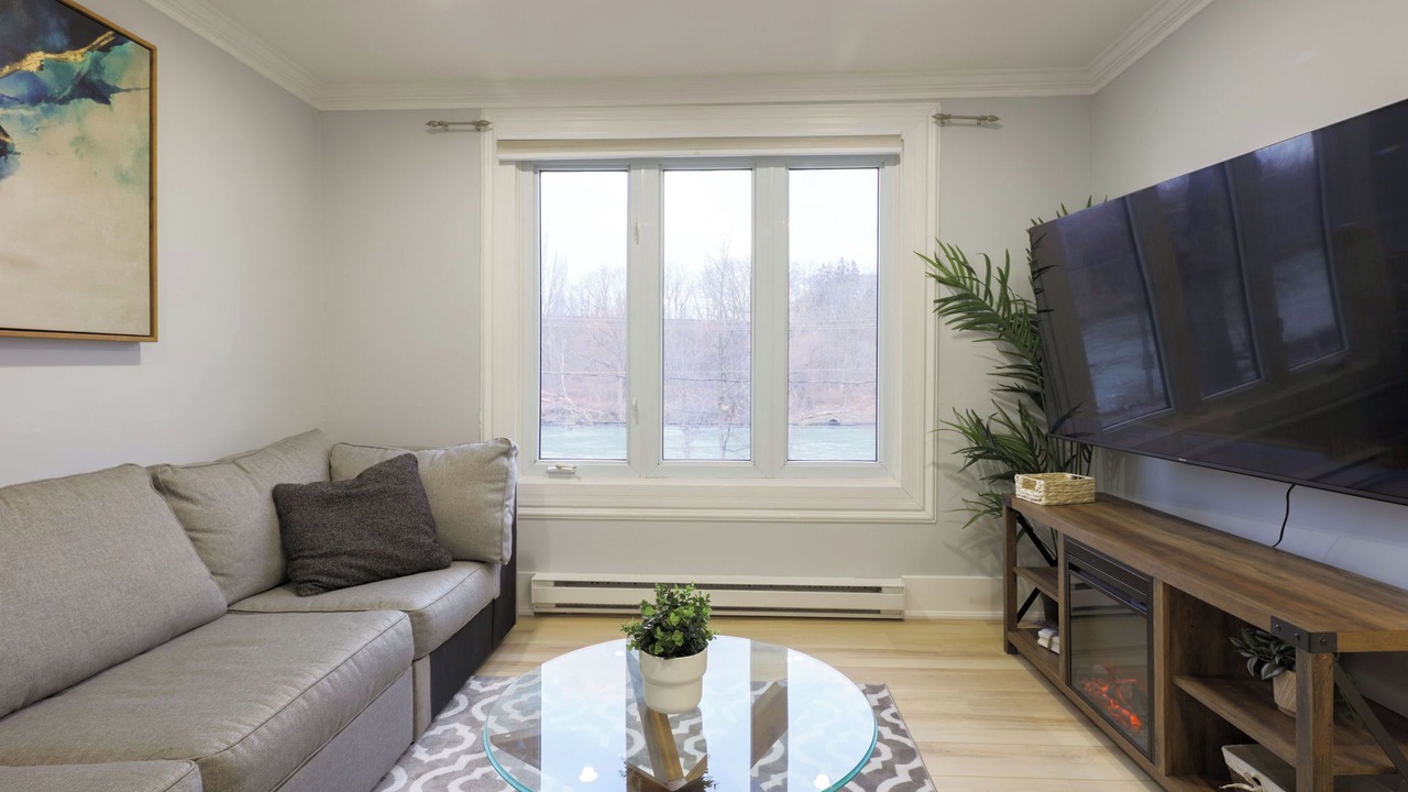 Photo of Livingroom in St. Catharines