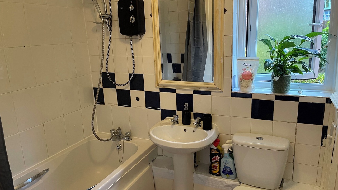 Photo of Bathroom in Deptford