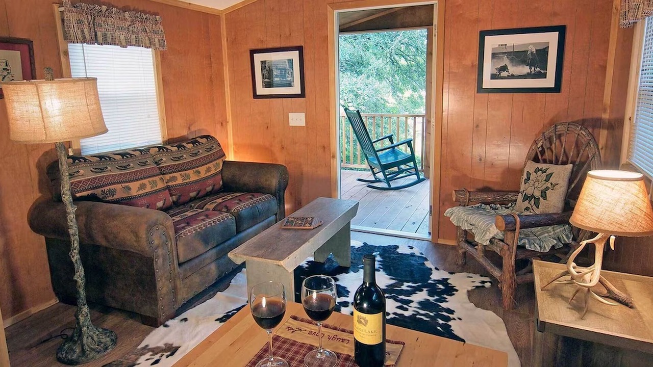 Photo of Livingroom in Cat Spring