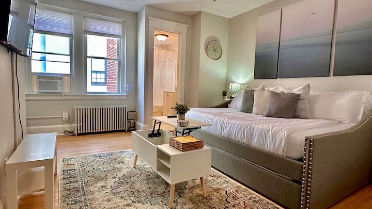 Photo of Bedroom in Downtown