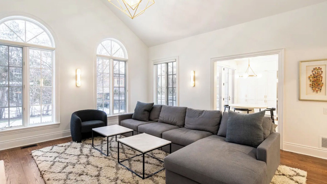 Photo of Livingroom in Toronto