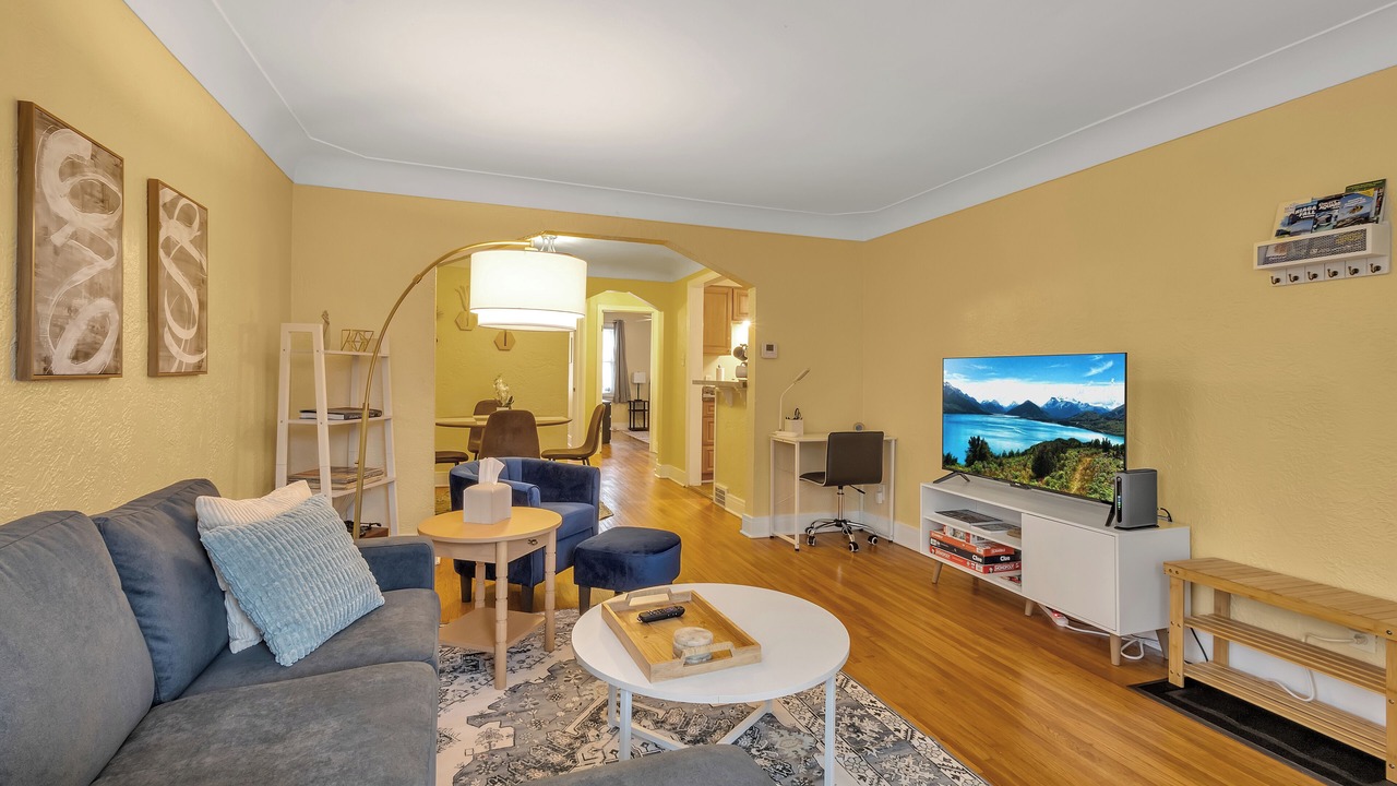 Photo of Livingroom in West Seneca
