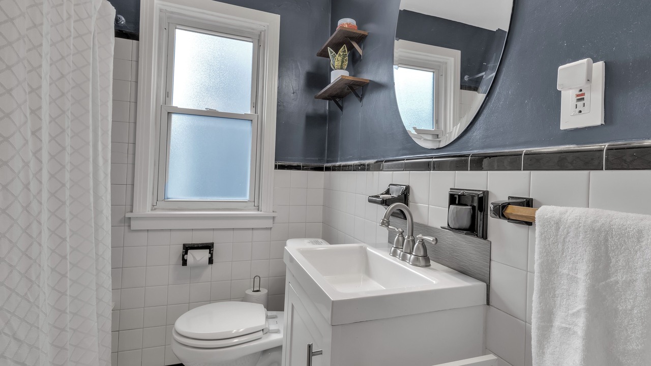 Photo of Bathroom in West Seneca