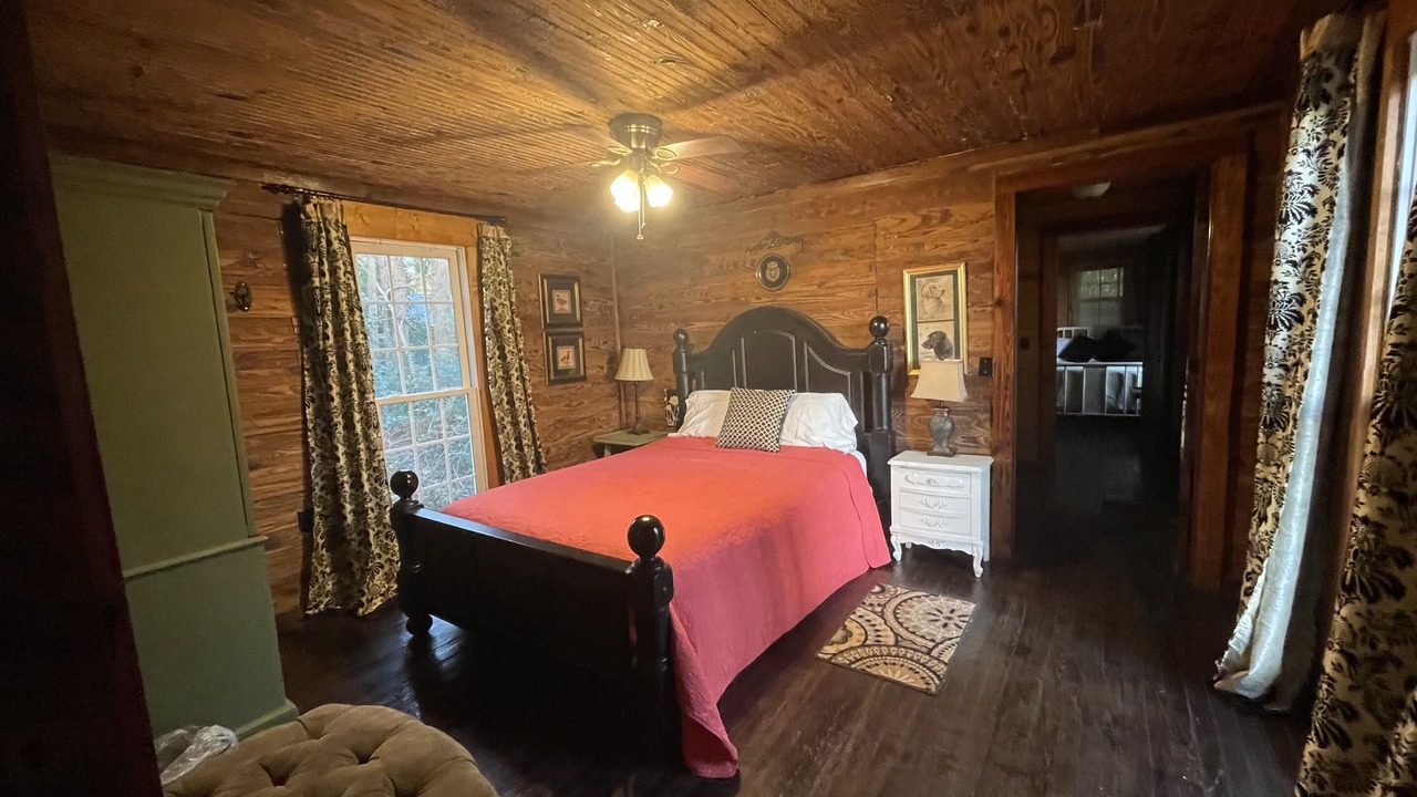 Photo of Bedroom in Hartsfield