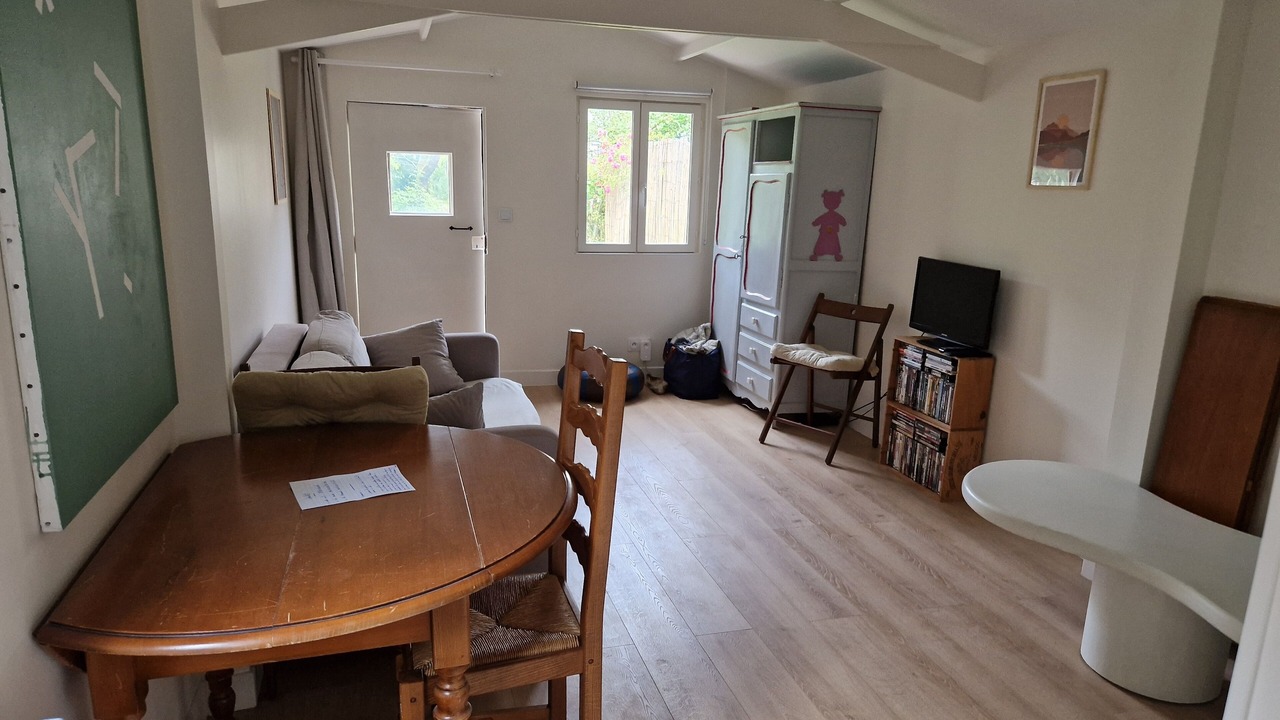 Photo of Livingroom in Clamart