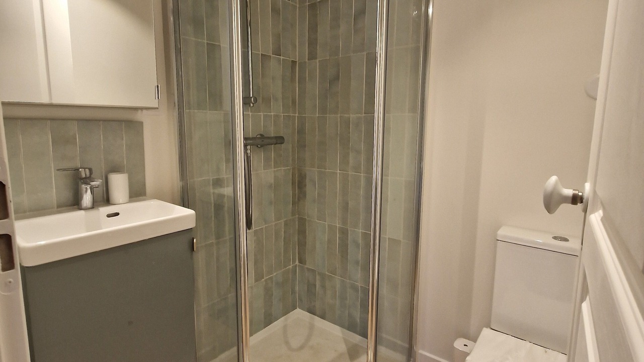 Photo of Bathroom in Clamart