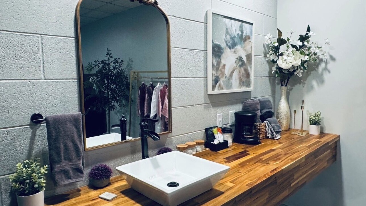 Photo of Bathroom in Wellston