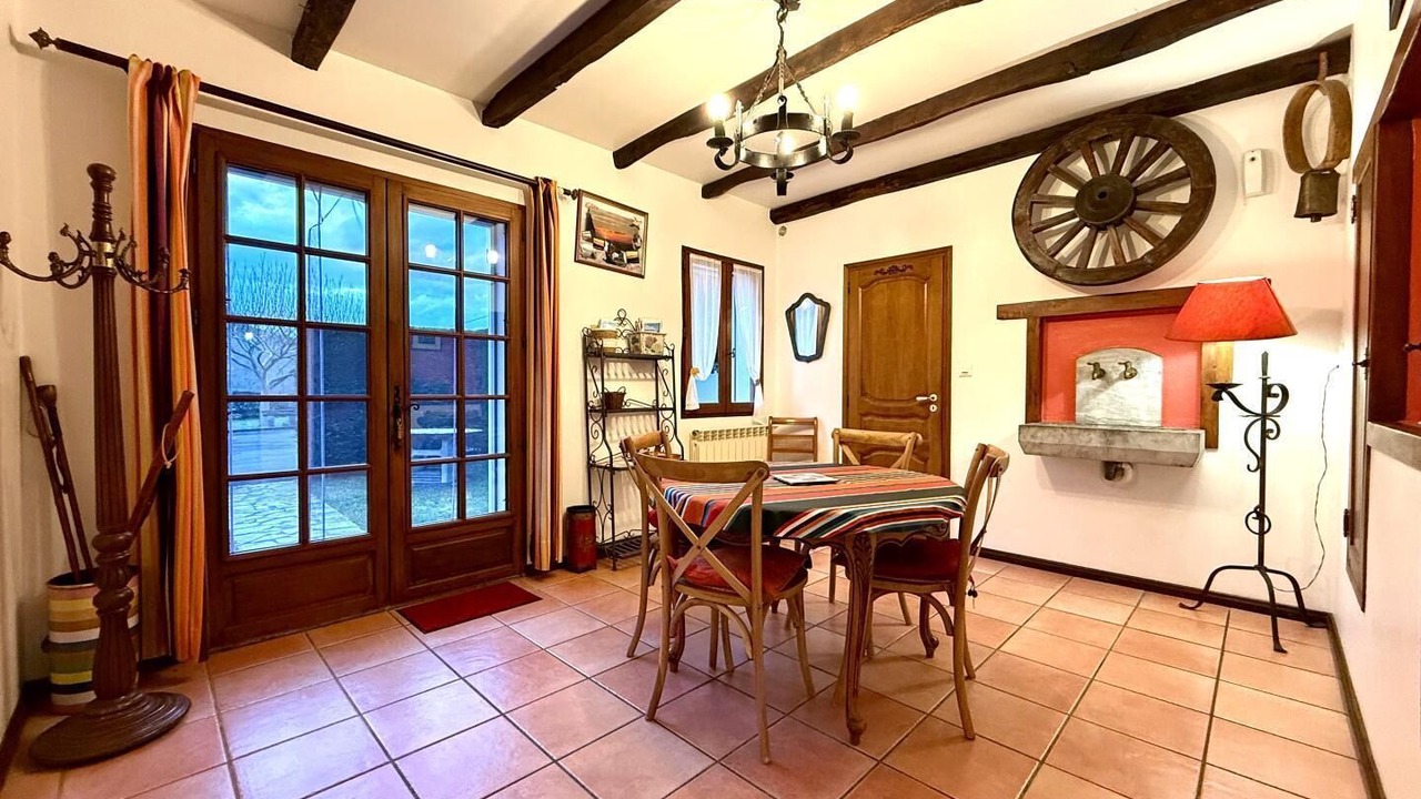 Photo of Others in Mendionde