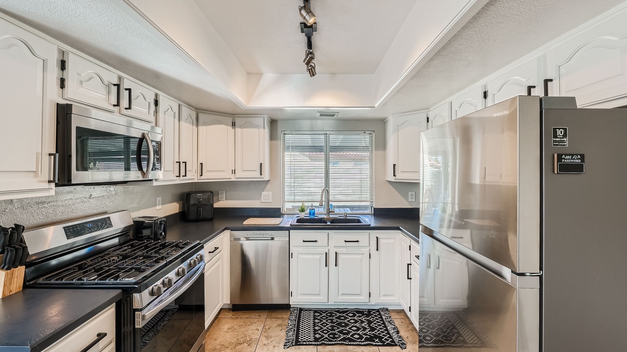 Photo of Kitchen in Rancho Oakey