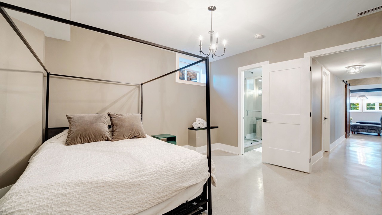 Photo of Bedroom in Aurora