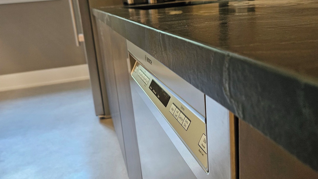 Photo of Others in Aurora