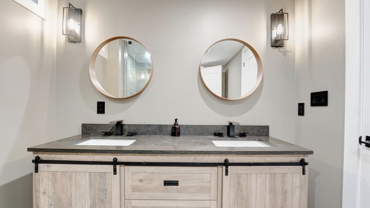 Photo of Bathroom in Aurora