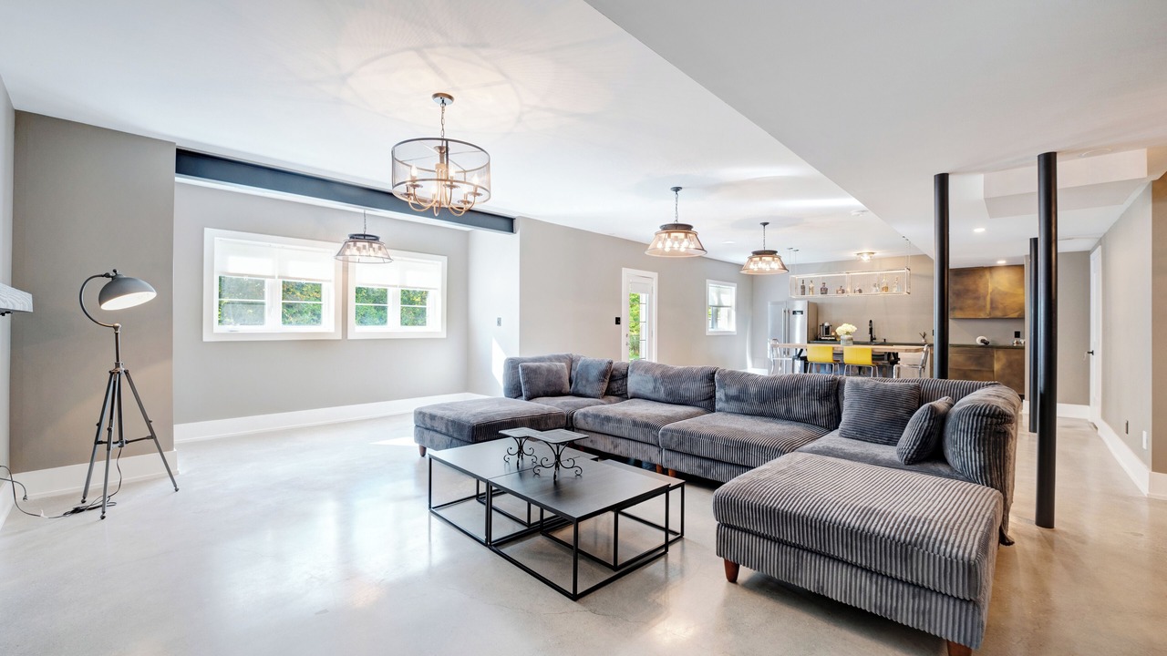 Photo of Livingroom in Aurora