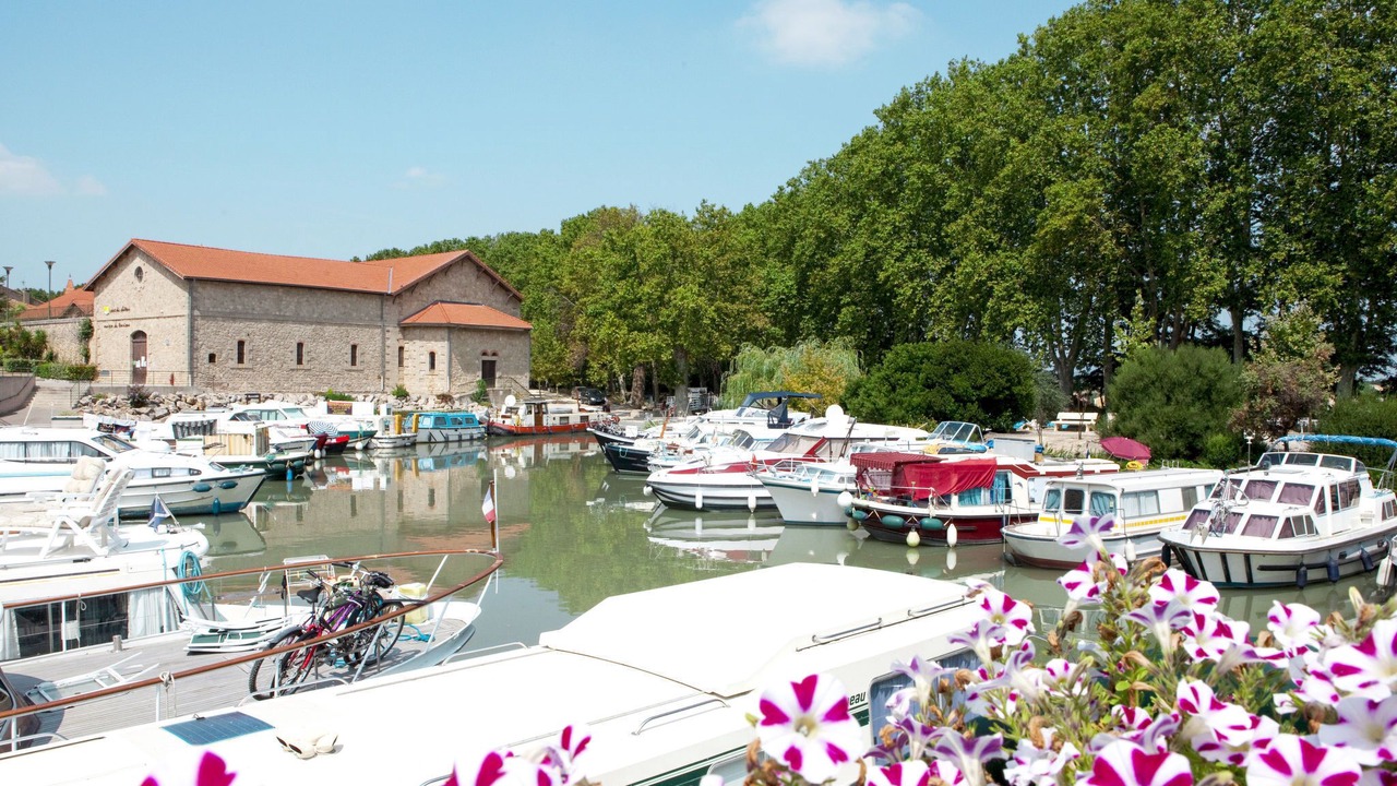 Photo of Others in Colombiers