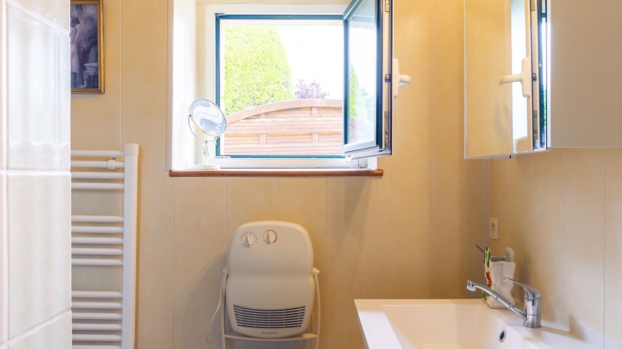 Photo of Bathroom in Guisseny