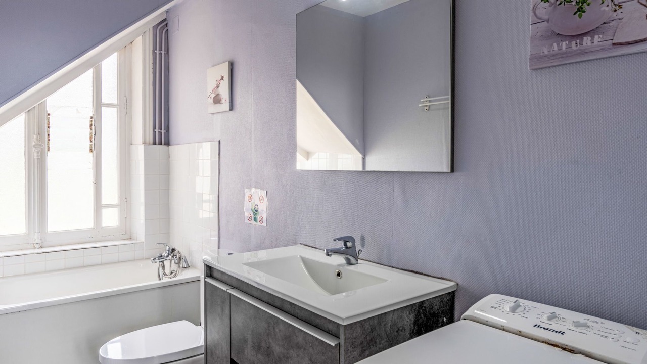 Photo of Bathroom in Colleville