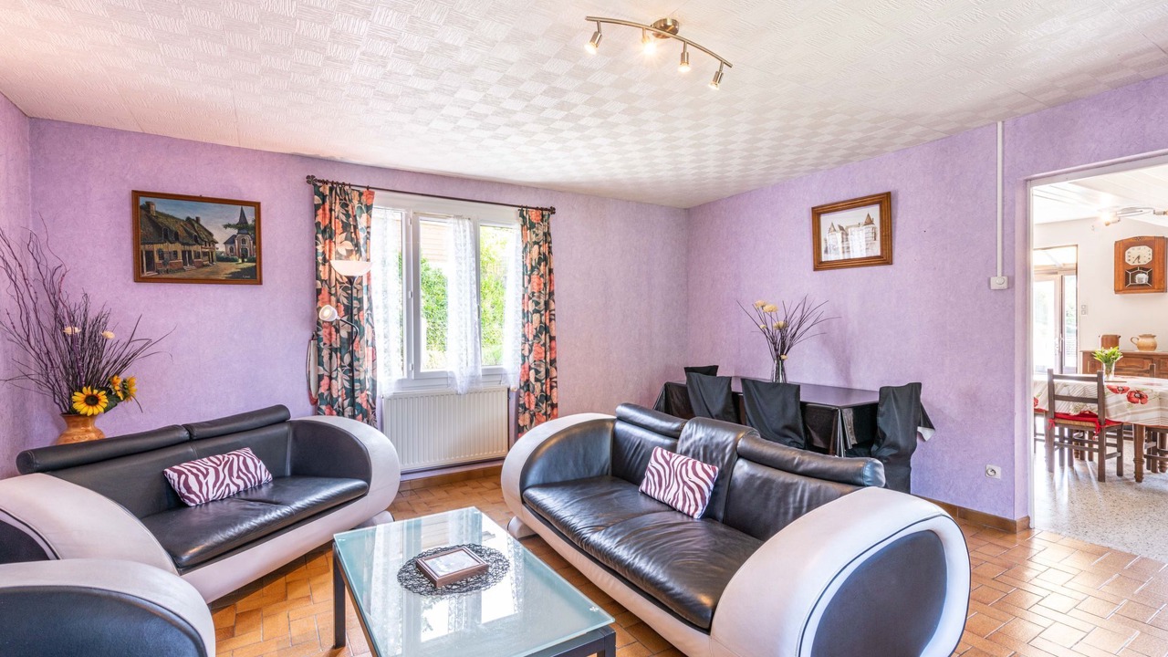 Photo of Livingroom in Mesnieres-en-Bray